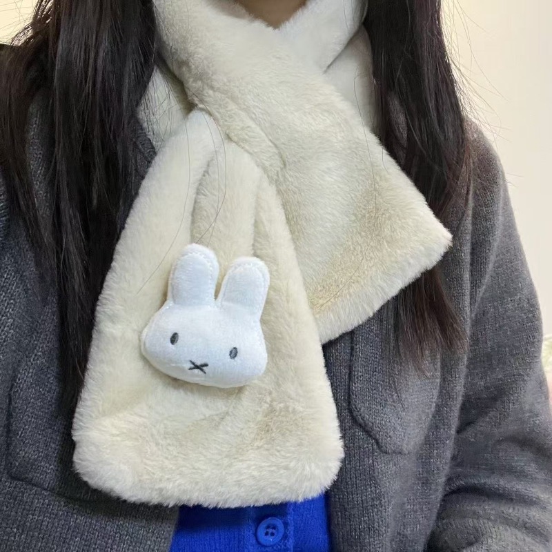 White Miffy Scarf | Versatile  - Winter Clothing Accessories recension och pris