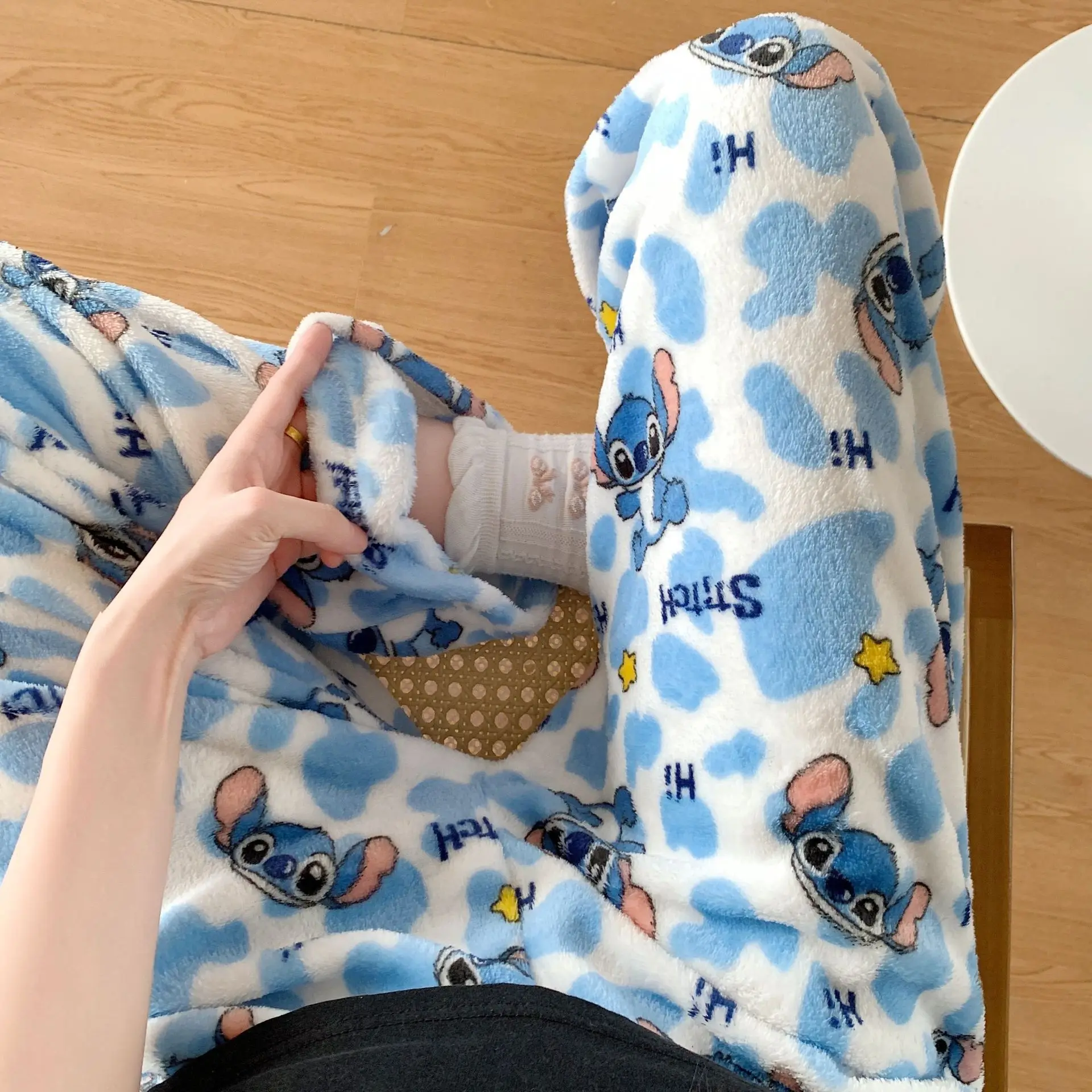 Cartoon Stitch Flannel Pajamas - Winter Clothing Essentials recension och pris